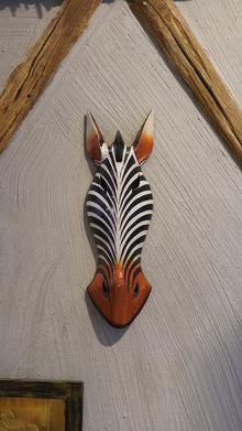 Zebra Figürlü El Yapımı Ahşap Duvar Objesi