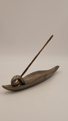 Salyangoz Detaylı Seramik Çubuk Tütsülük