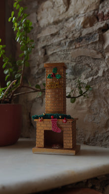 Merry Christmas Uzun Bacalı Şömine Konik Tütsülük (19 cm)