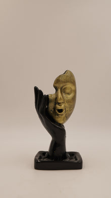 Yüz Figürlü Geri Akışlı Tütsülük