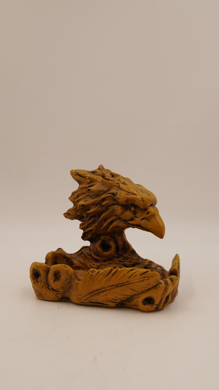 Kartal Figürlü Alçı Küllük