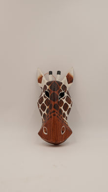 El Yapımı Zürafa Ahşap Duvar Objesi