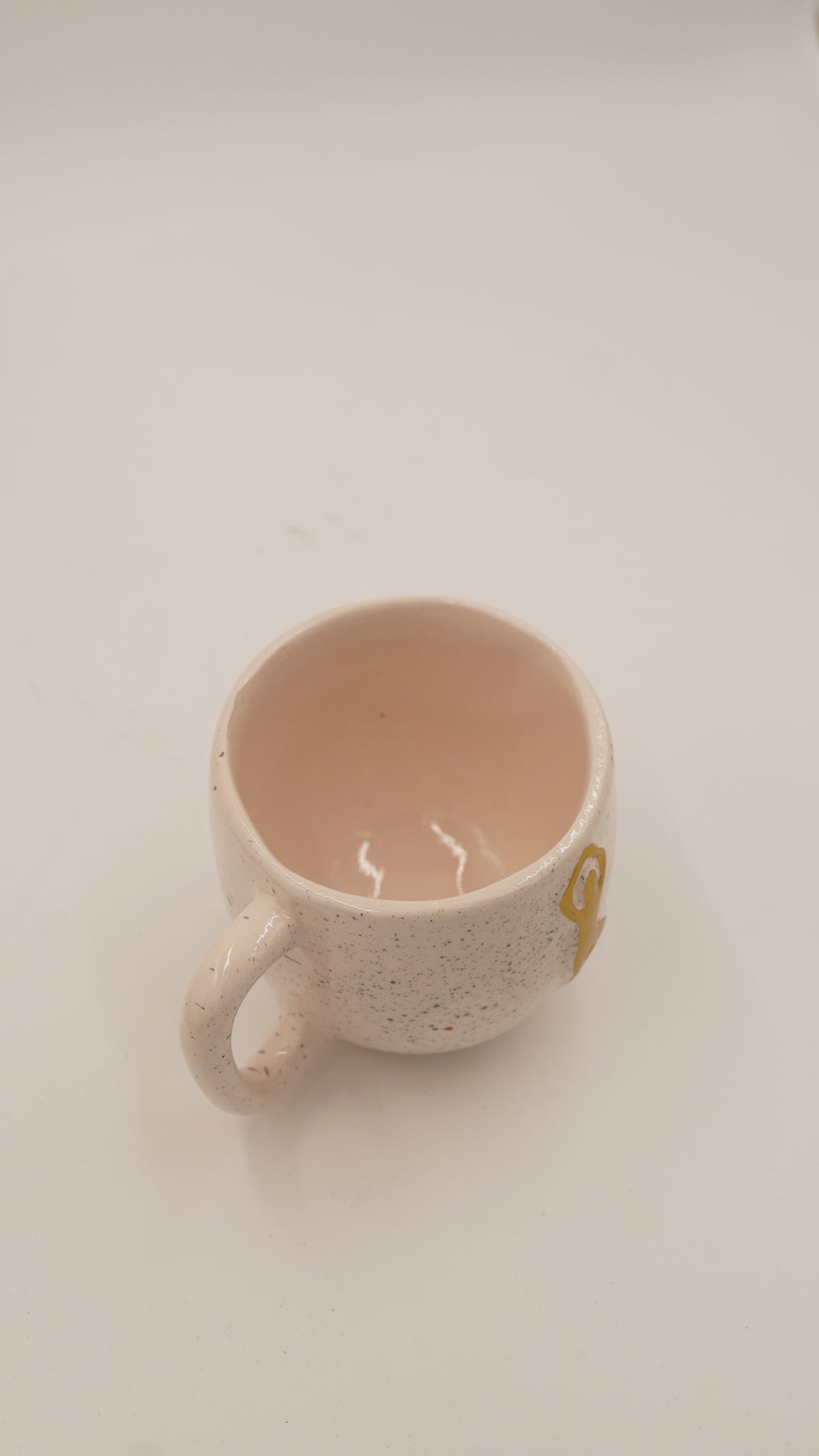 Balerin Figürlü Seramik Kupa – 9 cm