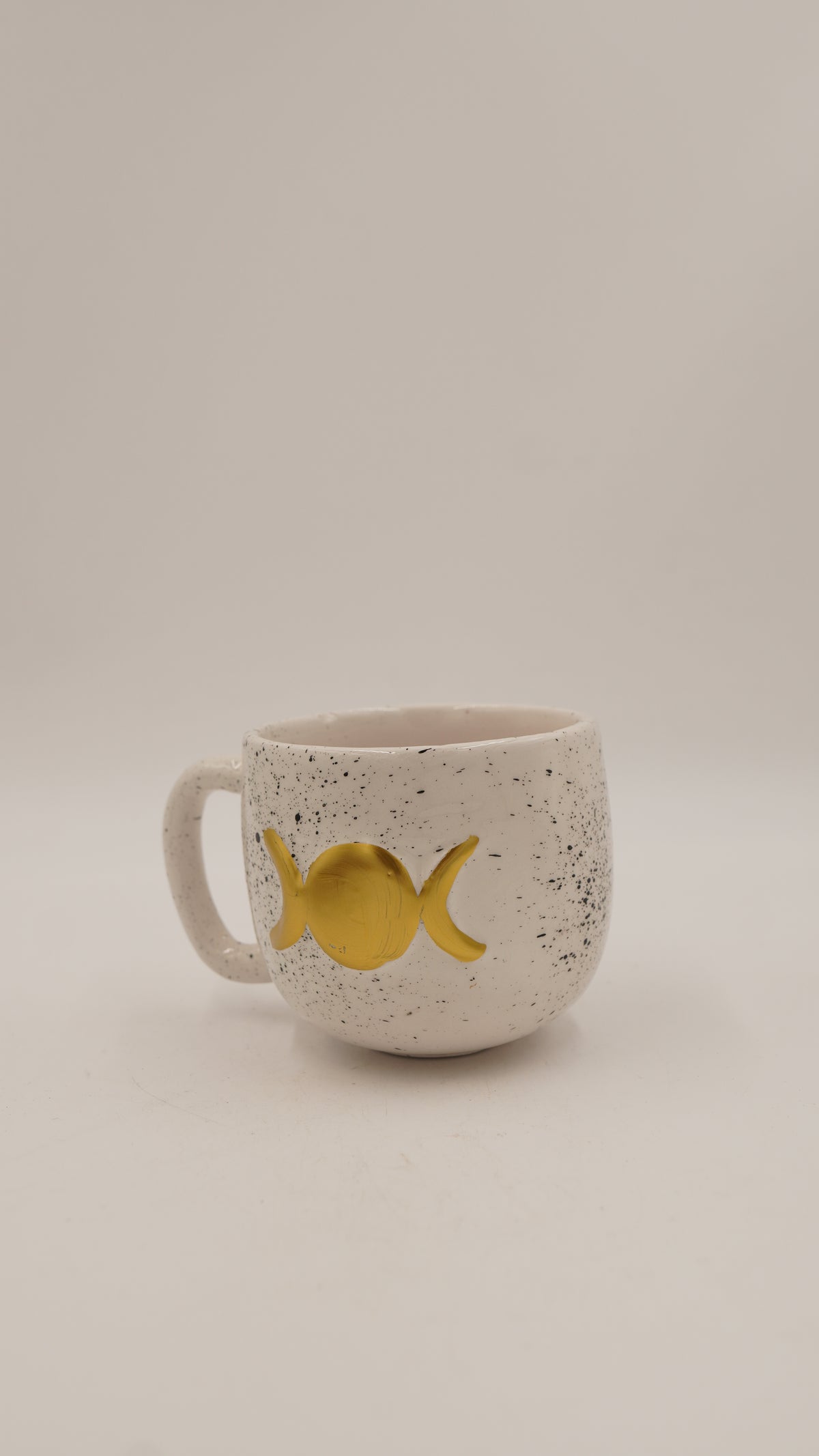 Güneş & Ay Figürlü Seramik Kupa – 9 cm